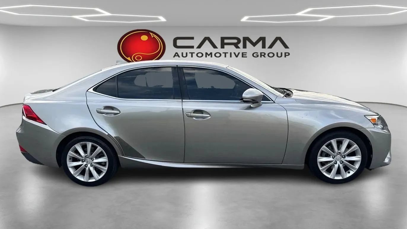 Used 2015 Lexus IS 250 RWD image 6