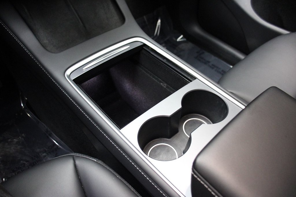 Used 2023 Tesla Model Y Long Range AWD/4WD image 32
