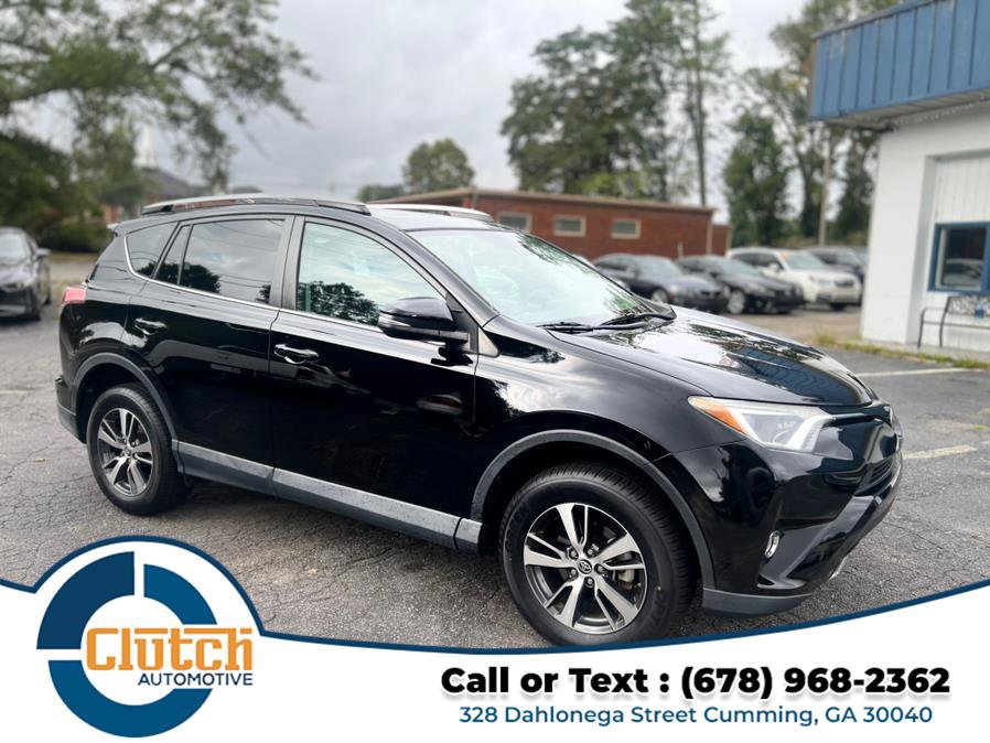 Used 2018 Toyota RAV4 XLE image 4