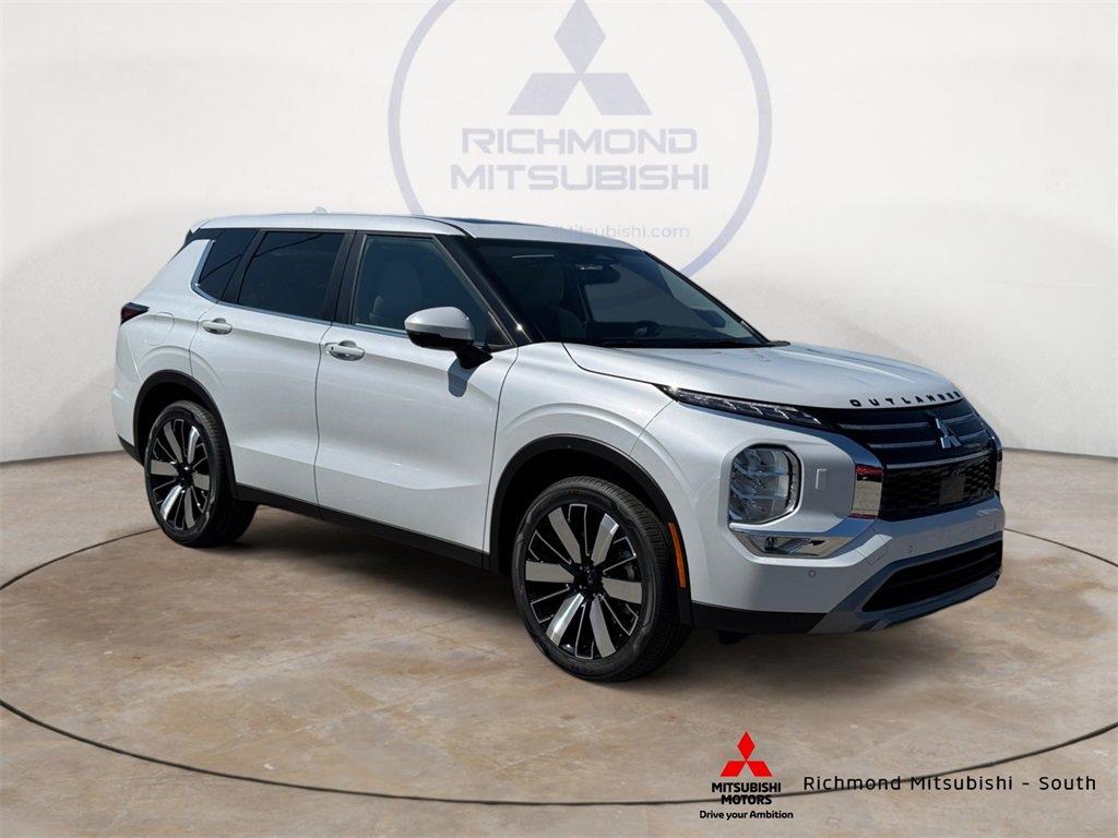 New 2025 Mitsubishi Outlander SE image 1