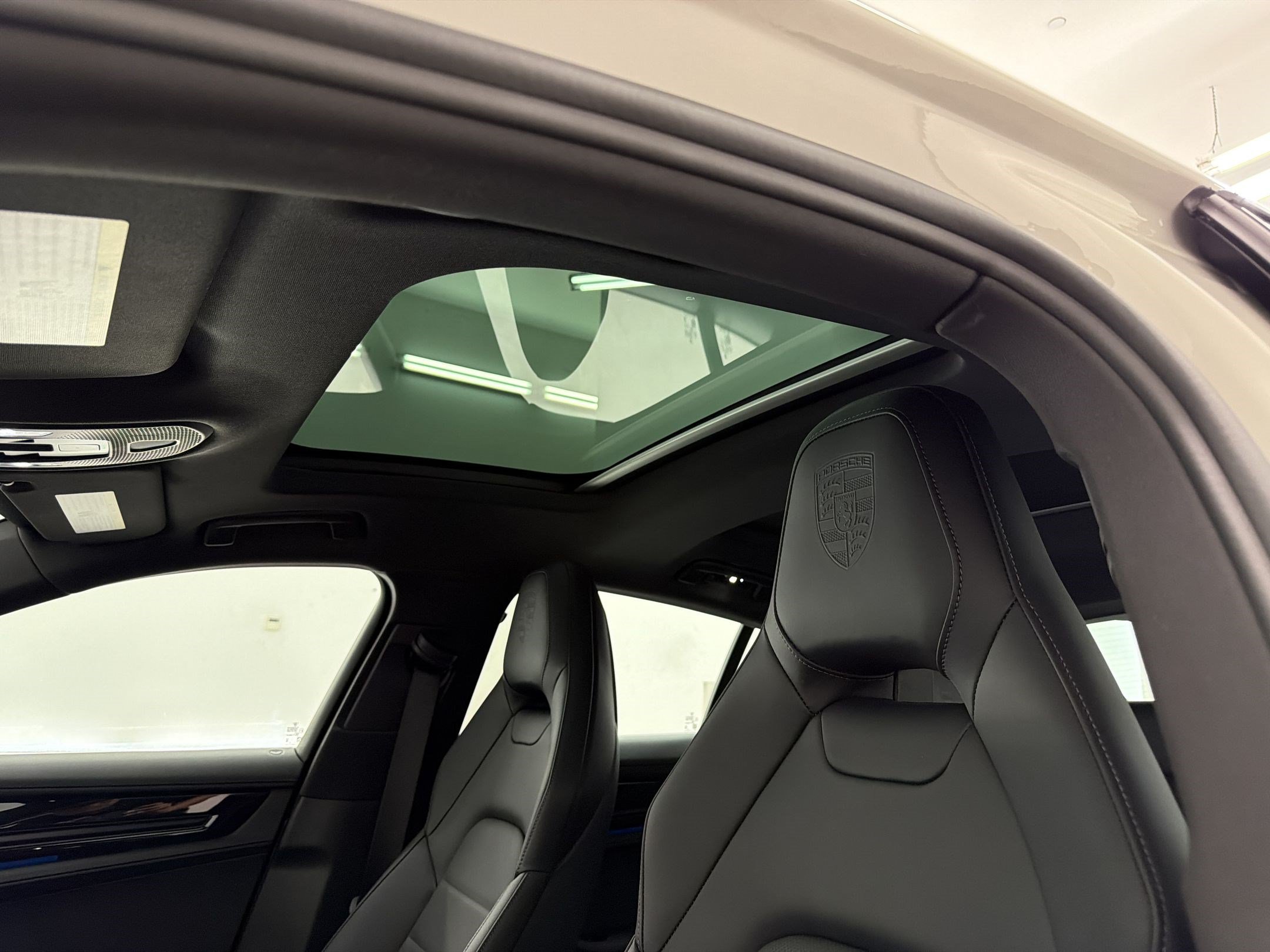 New 2026 Porsche Panamera image 15