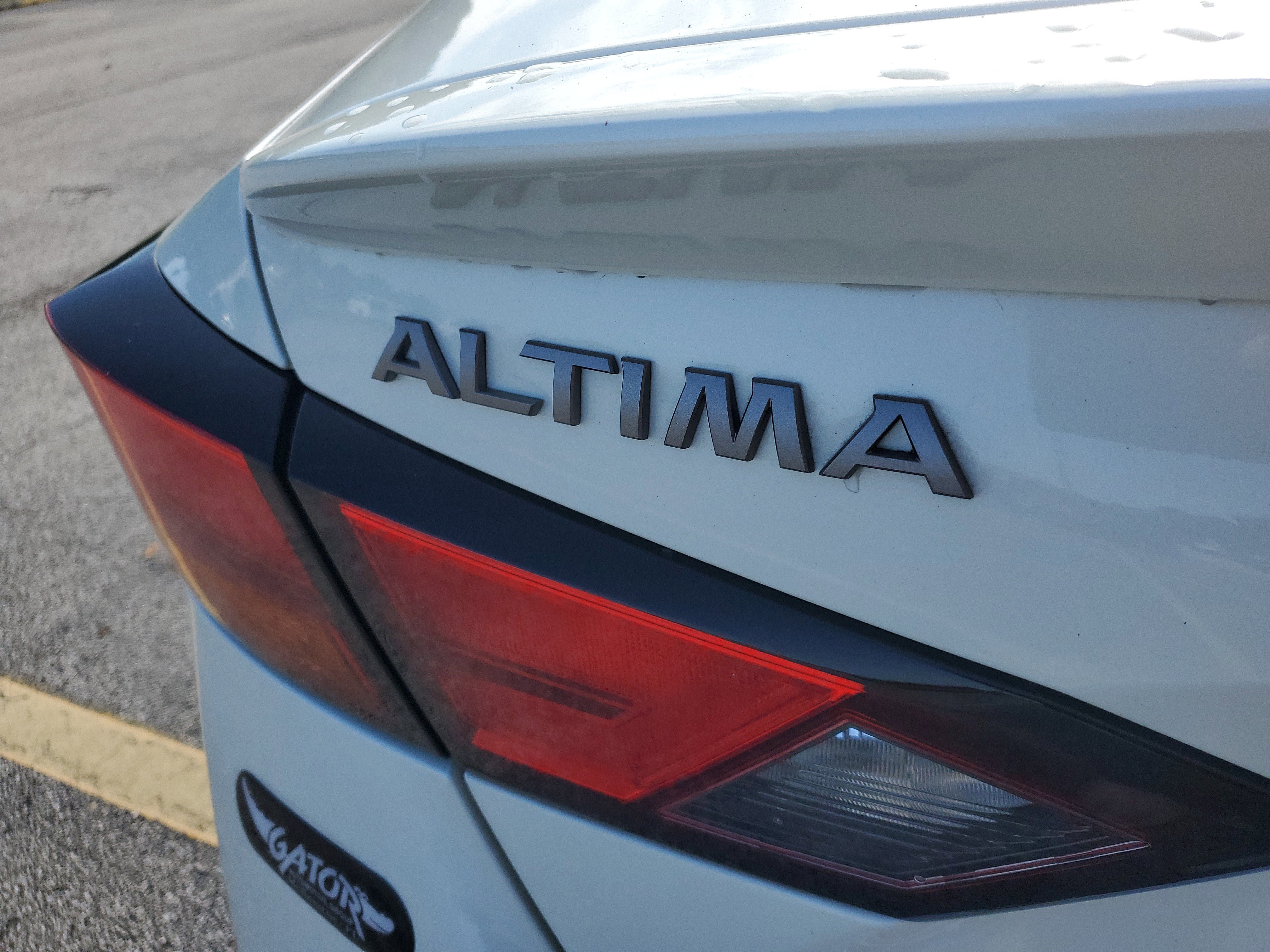 Used 2023 Nissan Altima 2.5 SR w/ SR Premium Package FWD image 7