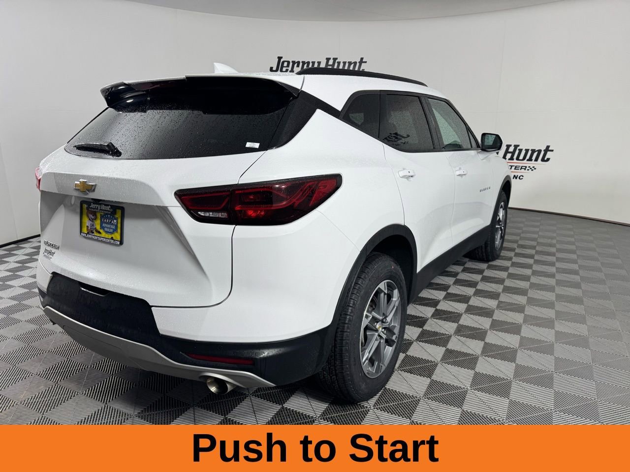 Used 2024 Chevrolet Blazer LT w/ Convenience Package image 8