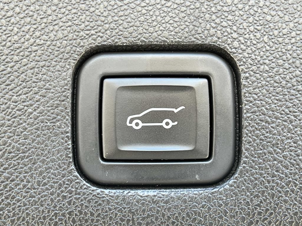 Certified 2024 Cadillac XT6 Sport w/ Platinum Package AWD/4WD image 25