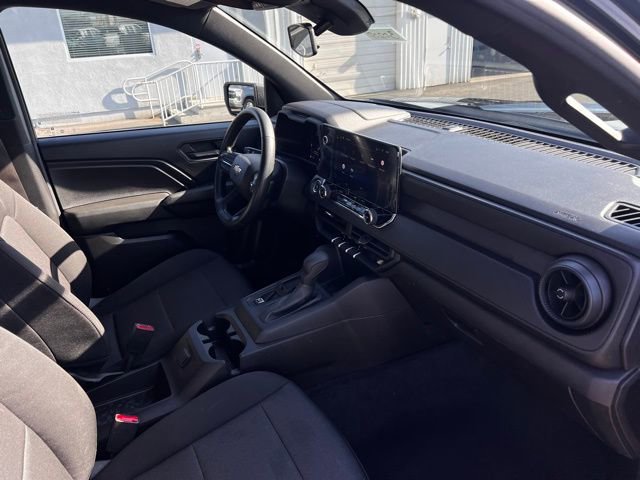 Used 2023 Chevrolet Colorado W/T image 25