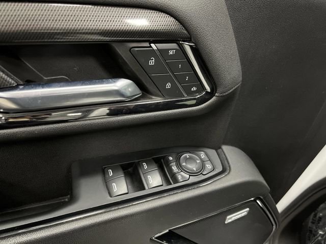 Used 2024 GMC Sierra 3500 AT4 w/ AT4 Premium Plus Package image 32