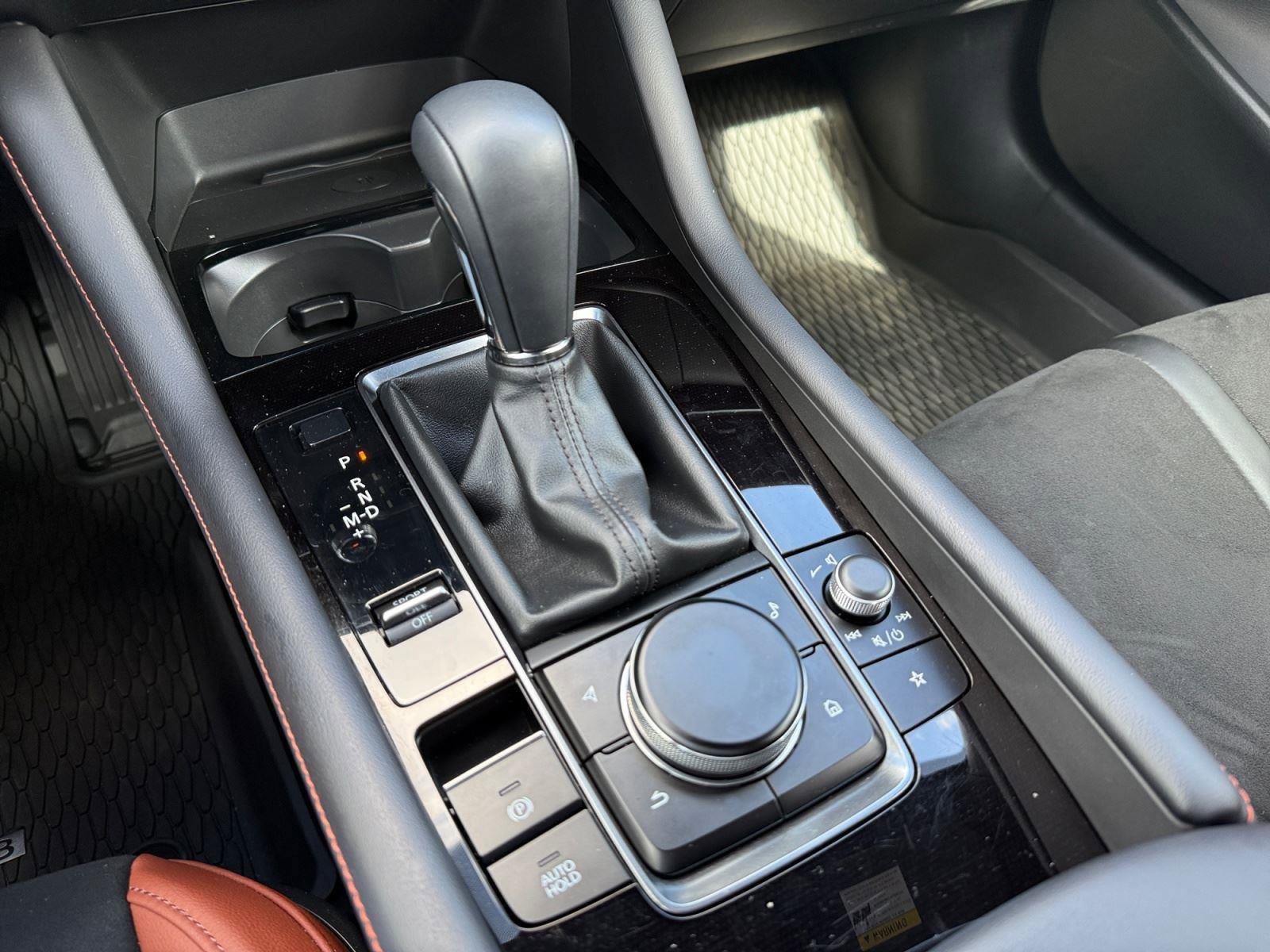 Used 2025 MAZDA MAZDA3 Carbon image 27