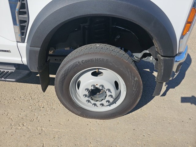 Used 2024 Ford F550 2WD Crew Cab Super Duty image 13