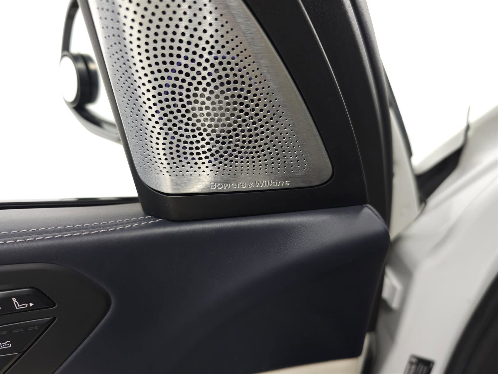 Used 2019 BMW X7 xDrive40i w/ Premium Package image 13