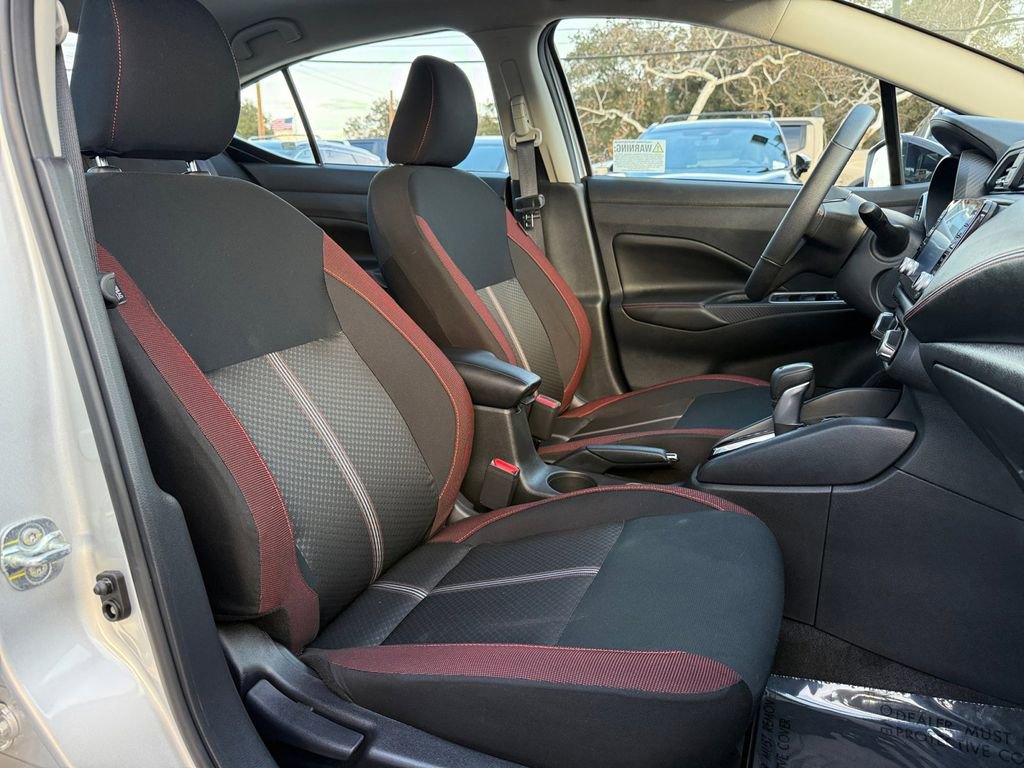 Certified 2025 Nissan Versa SR w/ Trunk Package image 28
