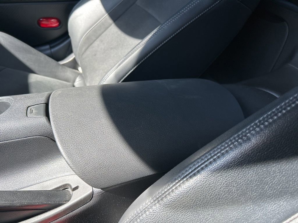 Certified 2023 Nissan Z Performance w/ Floor Mat Package (L93) image 42