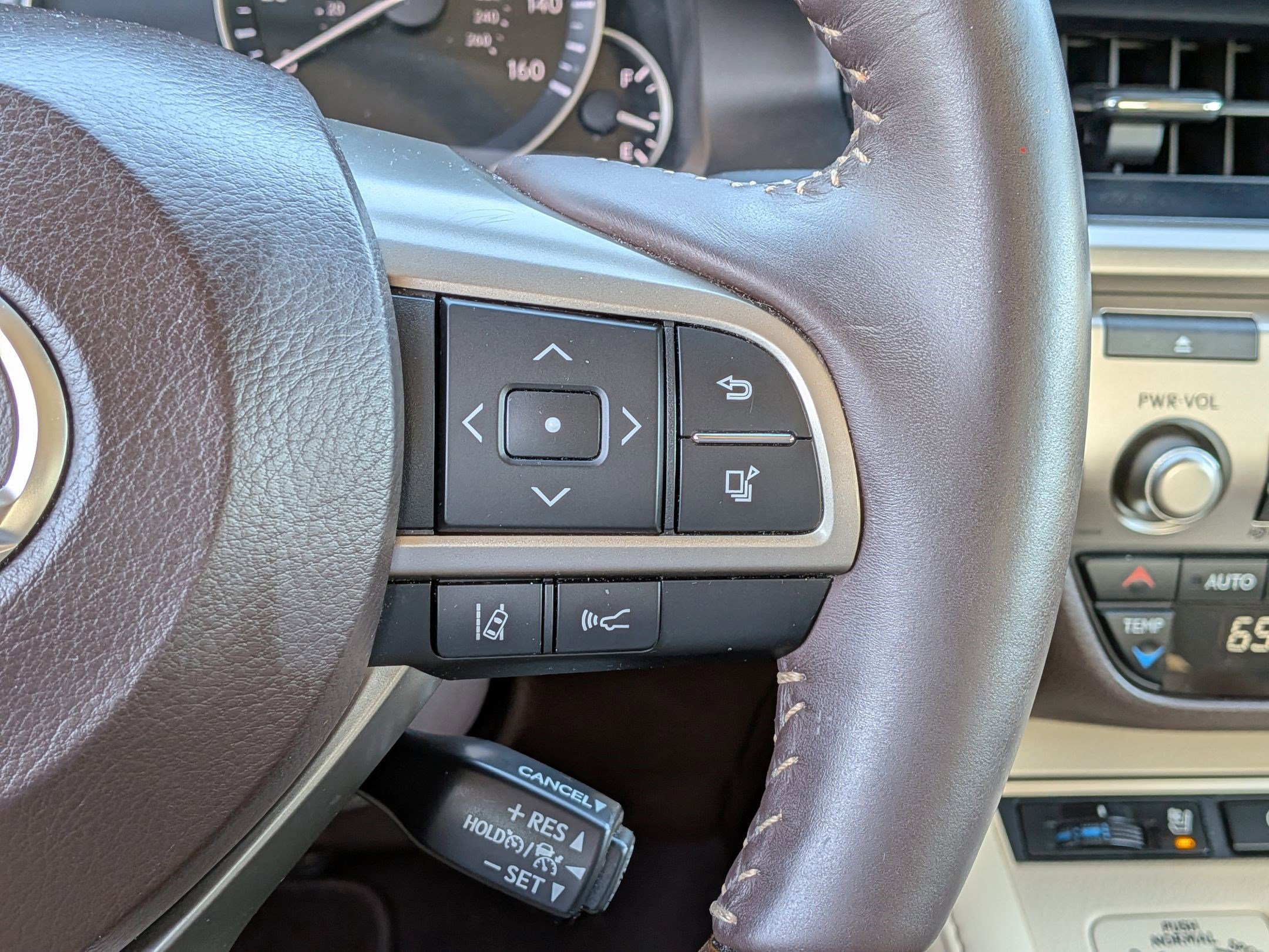 Used 2017 Lexus ES 350 w/ Luxury Package FWD image 16