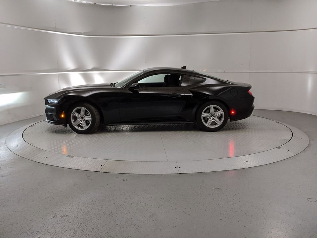 New 2026 Ford Mustang Coupe image 5