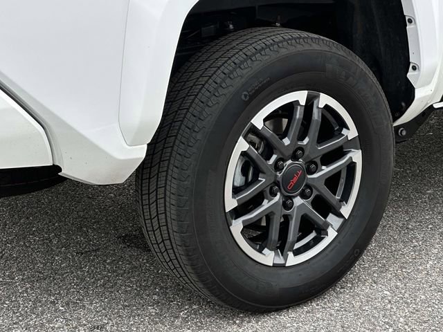 Used 2024 Toyota Tacoma TRD Sport w/ TRD Sport Upgrade Package image 29