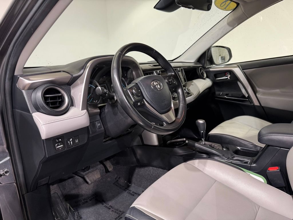 Certified 2018 Toyota RAV4 Limited AWD/4WD image 18