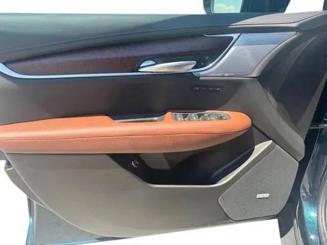 New 2026 Cadillac XT5 Premium Luxury w/ Driver Assist Package AWD/4WD image 11
