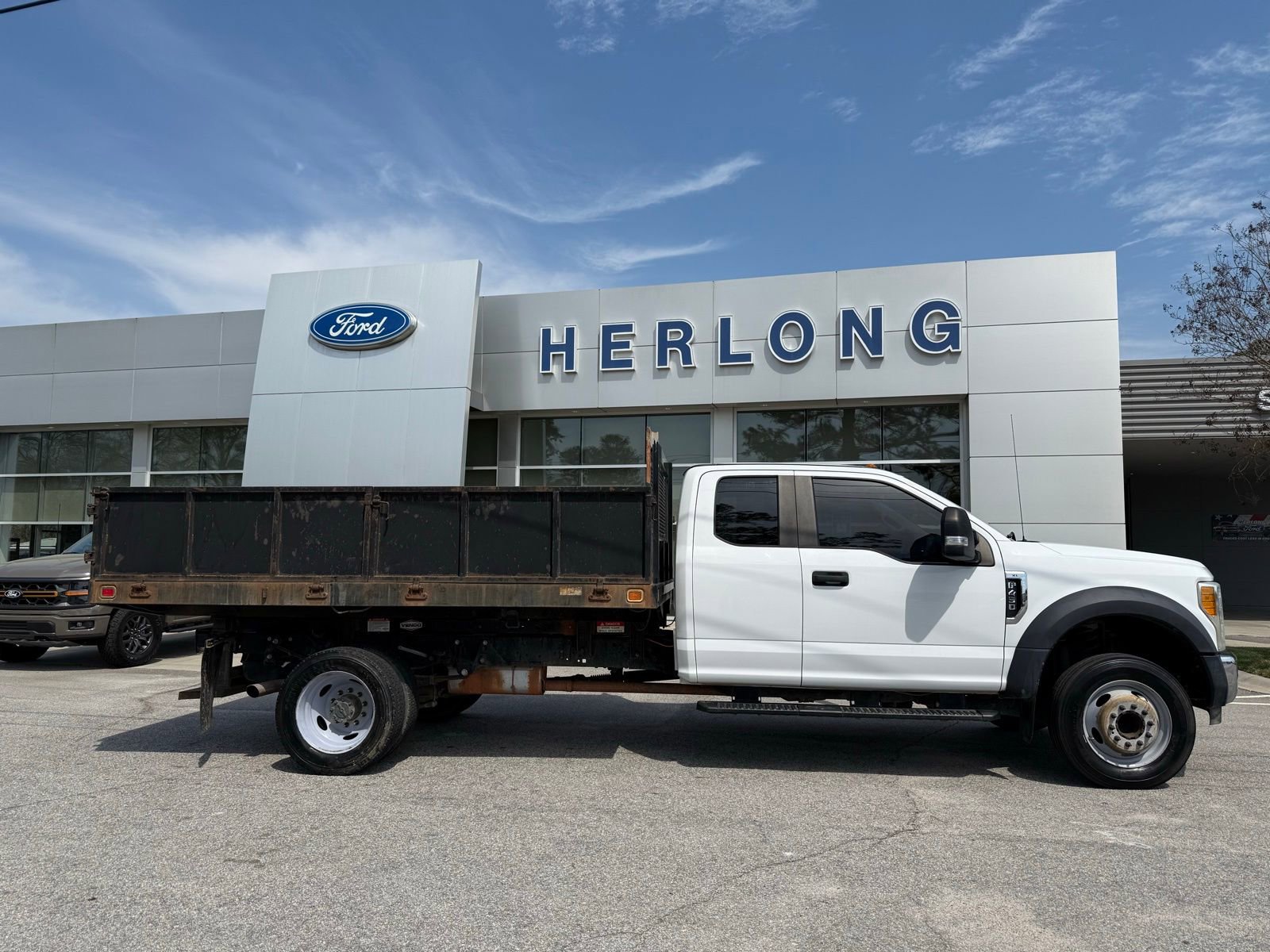 Used 2017 Ford F450 XL w/ Power Equipment Group RWD image 1