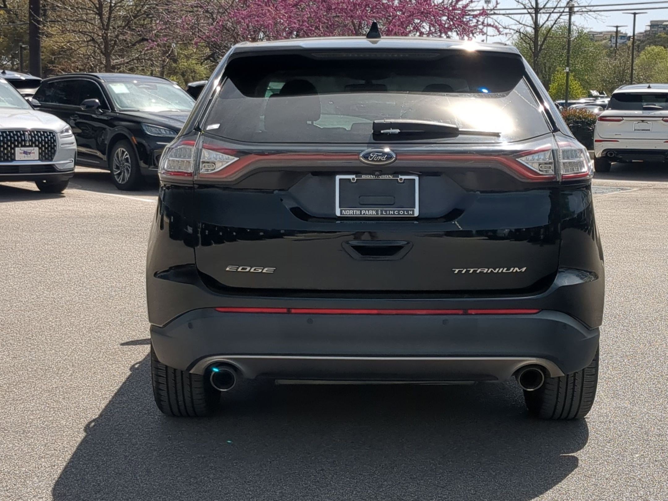 Used 2018 Ford Edge Titanium w/ Equipment Group 301A image 4