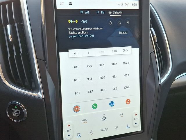 Used 2024 Ford Edge Titanium w/ Equipment Group 301A AWD/4WD image 13