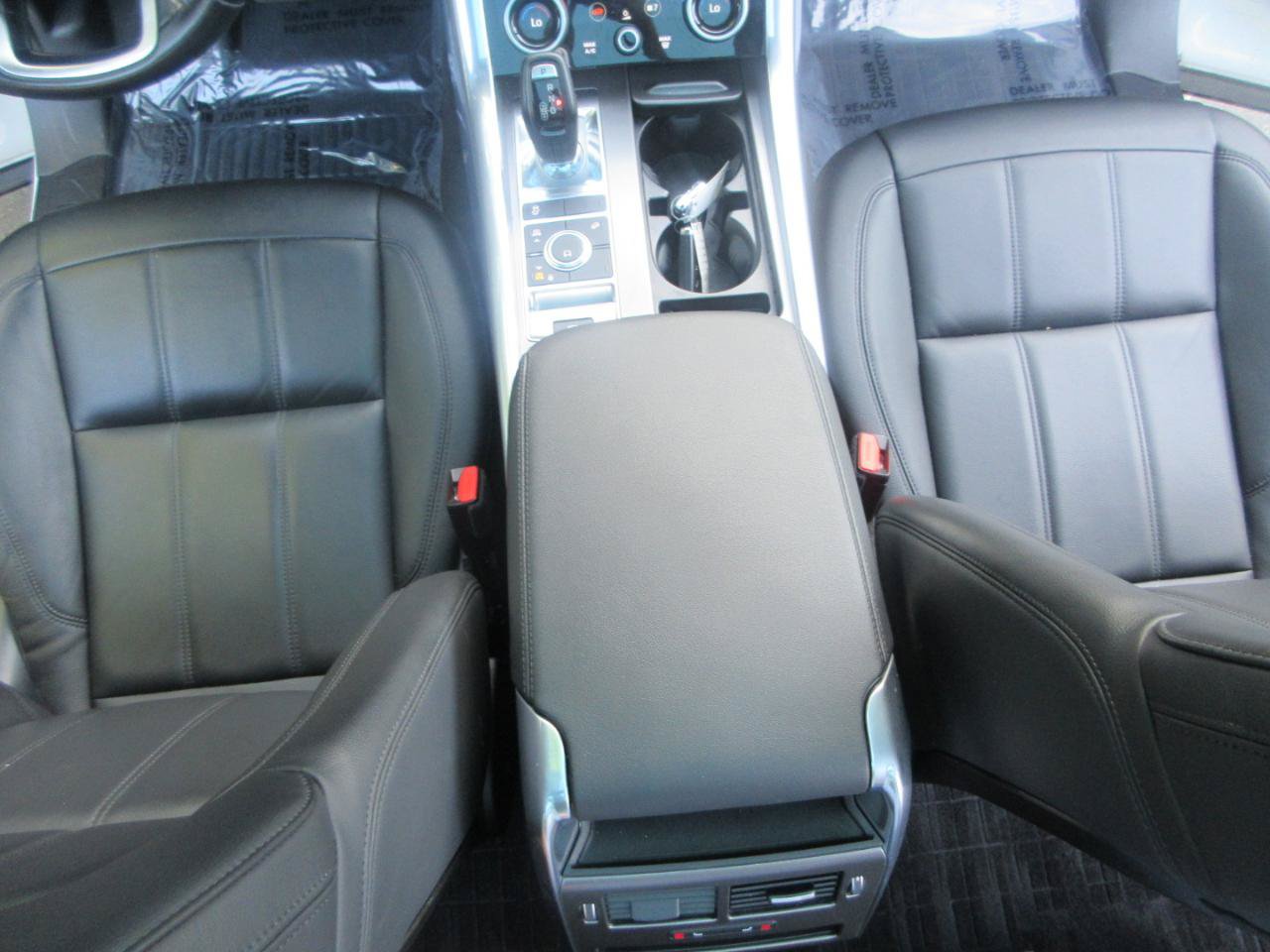 Used 2020 Land Rover Range Rover Sport SE AWD/4WD image 18