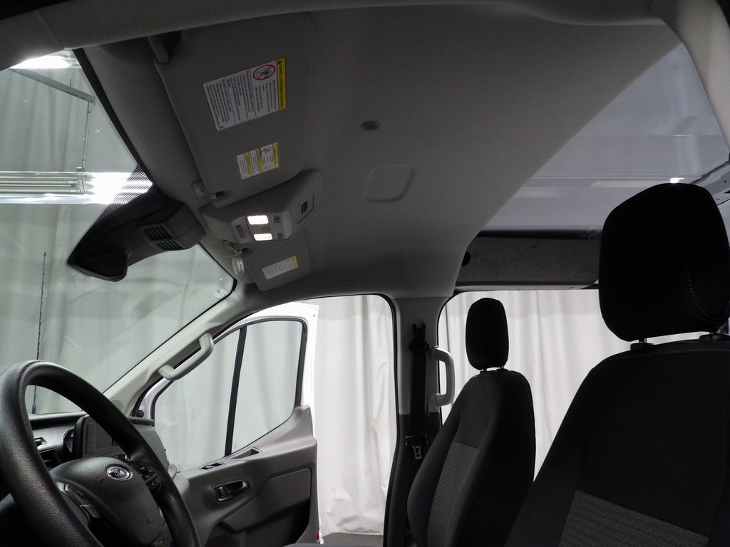 Used 2024 Ford Transit 250 Low Roof AWD image 10