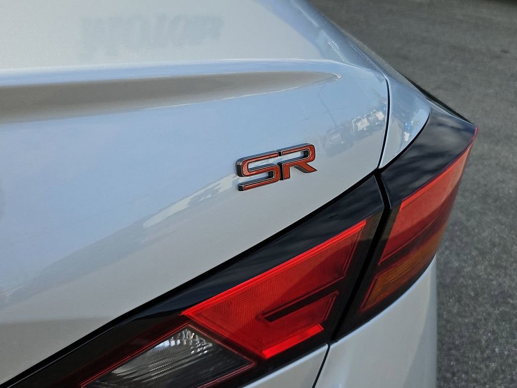 Used 2024 Nissan Altima 2.5 SR image 30