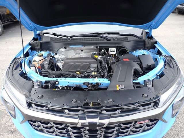 Used 2024 Chevrolet Trax RS w/ Sunroof Package image 12