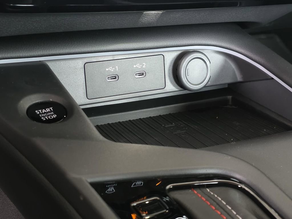 New 2026 Nissan Sentra SR FWD image 19