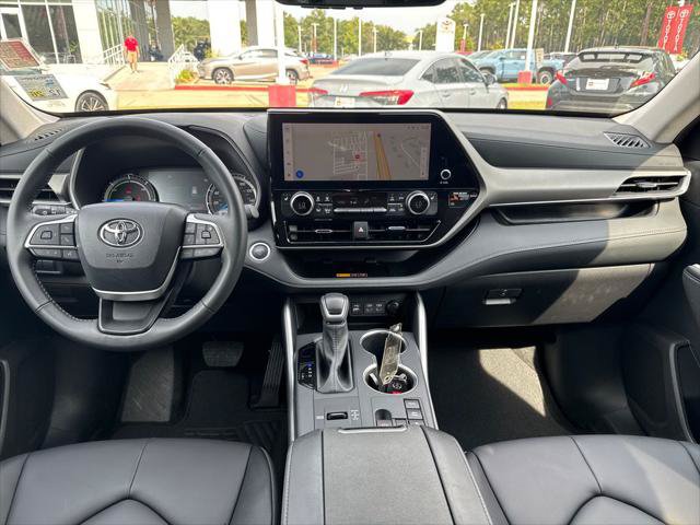 Certified 2026 Toyota Highlander XLE AWD/4WD image 16