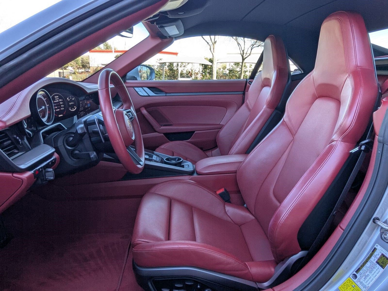 Used 2021 Porsche 911 Carrera S image 5