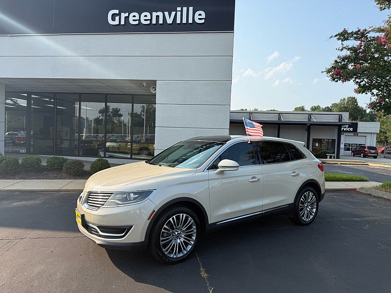 Used 2018 Lincoln MKX Reserve w/ Lincoln MKX Climate Package AWD/4WD image 2