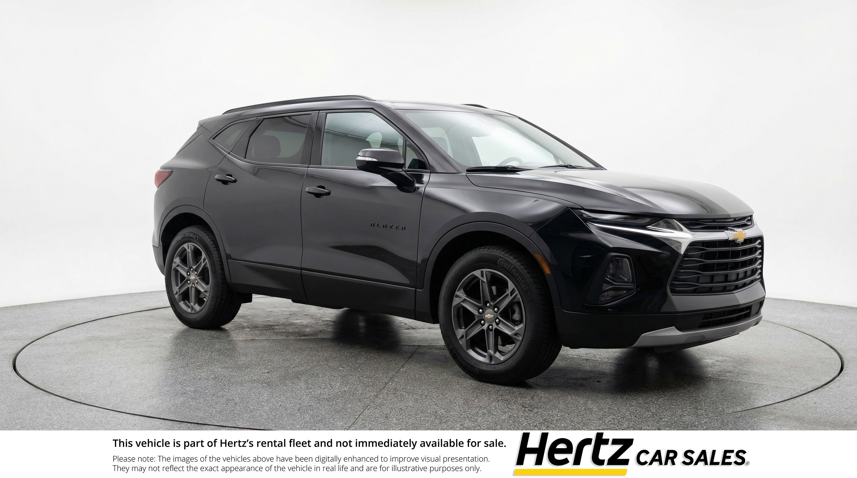 Used 2025 Chevrolet Blazer LT image 1