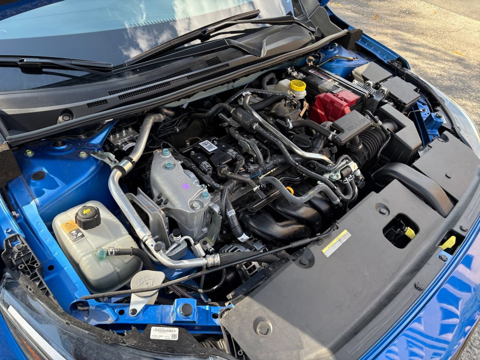 Used 2025 Nissan Sentra SV FWD image 27