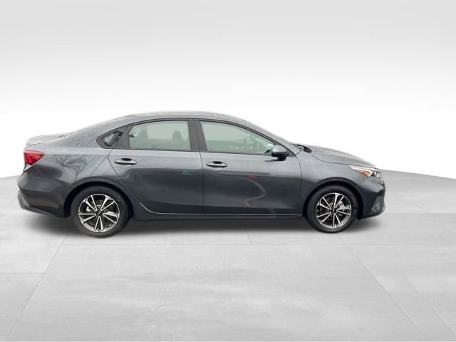 Certified 2023 Kia Forte LXS w/ LXS Technology Package image 9