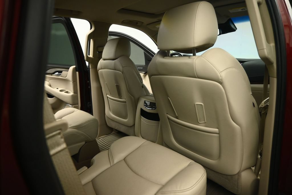 Used 2019 Cadillac Escalade Luxury w/ LPO, Radiant Package AWD/4WD image 58