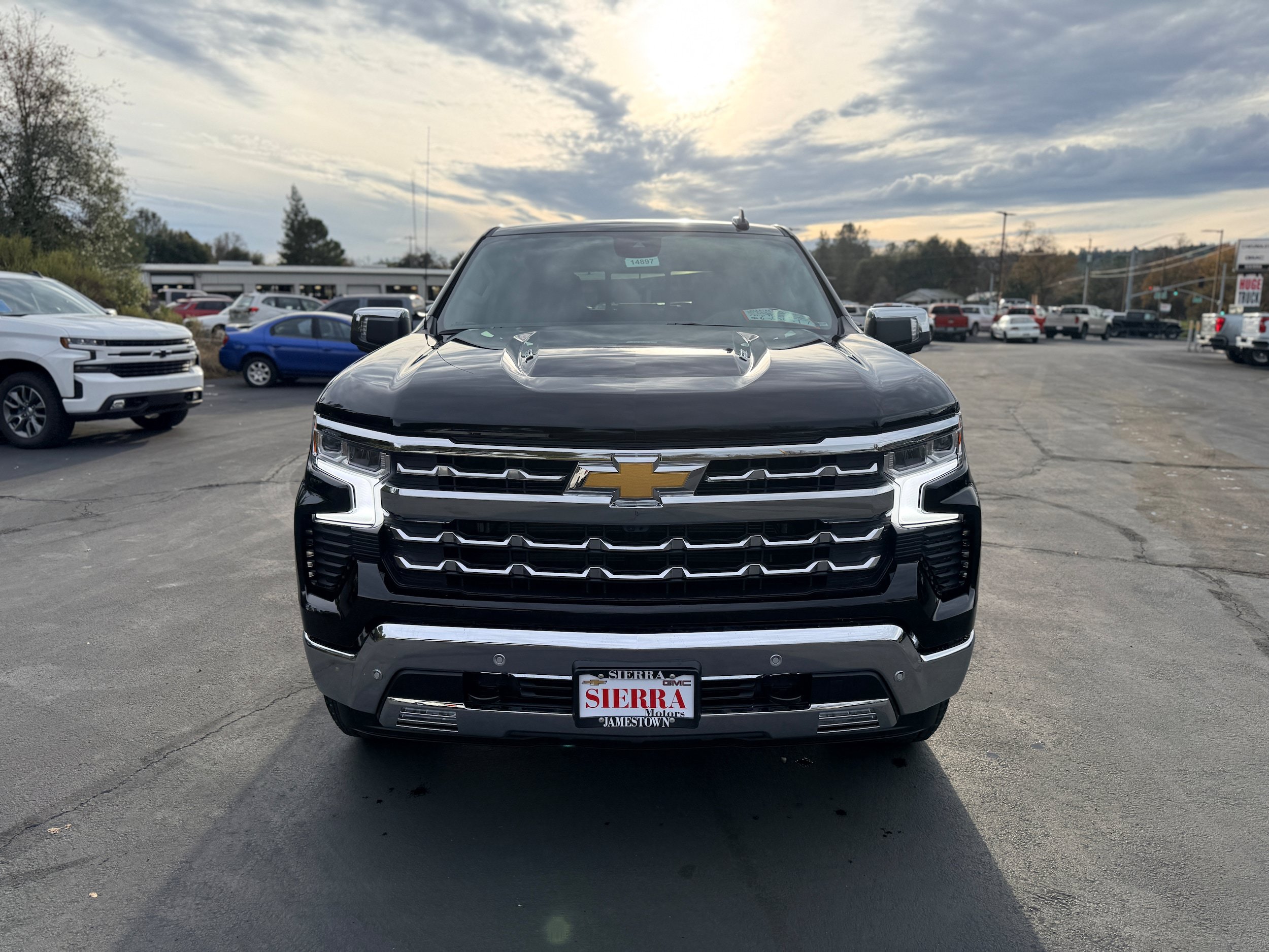 New 2026 Chevrolet Silverado 1500 LTZ AWD/4WD image 2