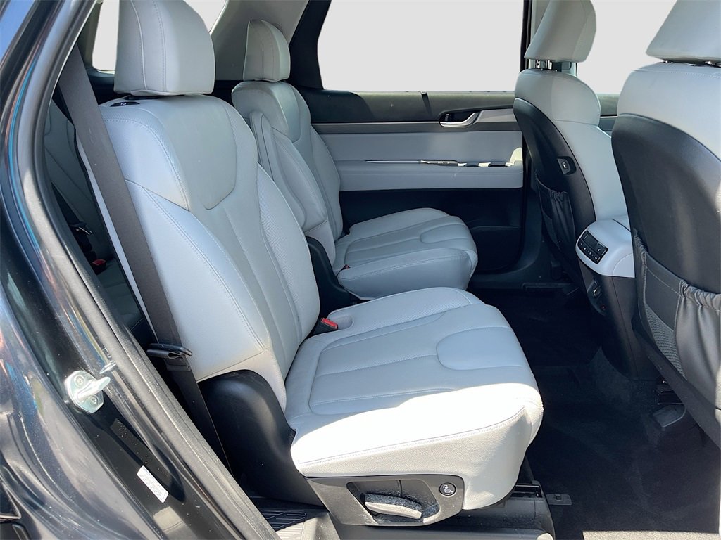 Used 2022 Hyundai Palisade SEL w/ Premium Package image 29