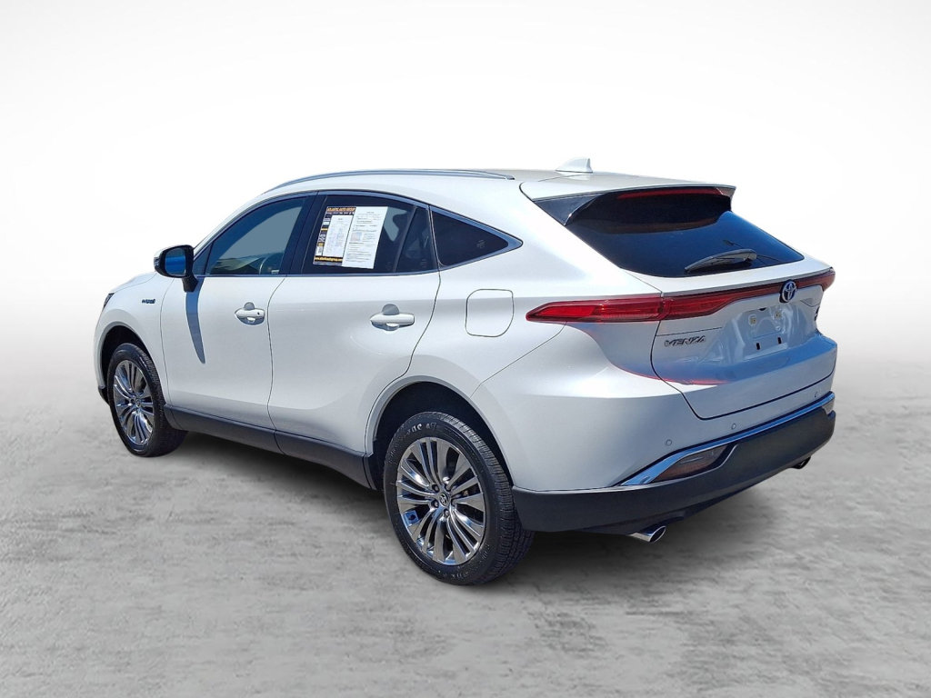 Used 2021 Toyota Venza XLE w/ Softex Package AWD/4WD image 3