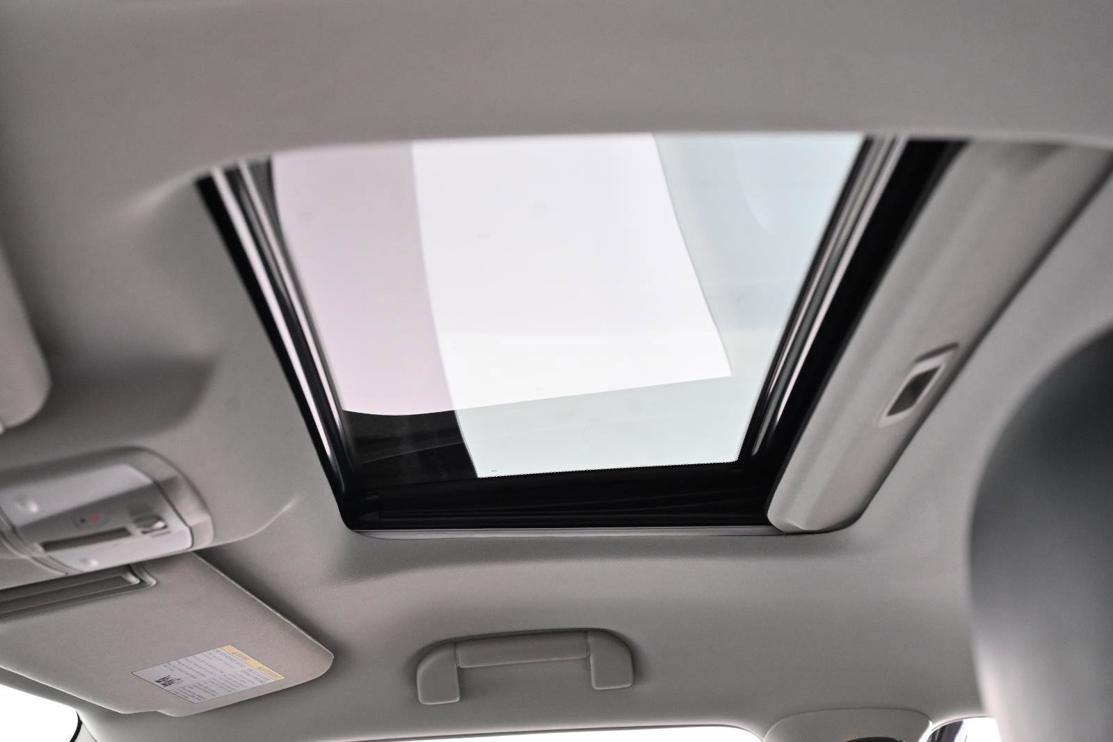 Used 2018 INFINITI QX80 4WD w/ Driver Assistance Package image 38