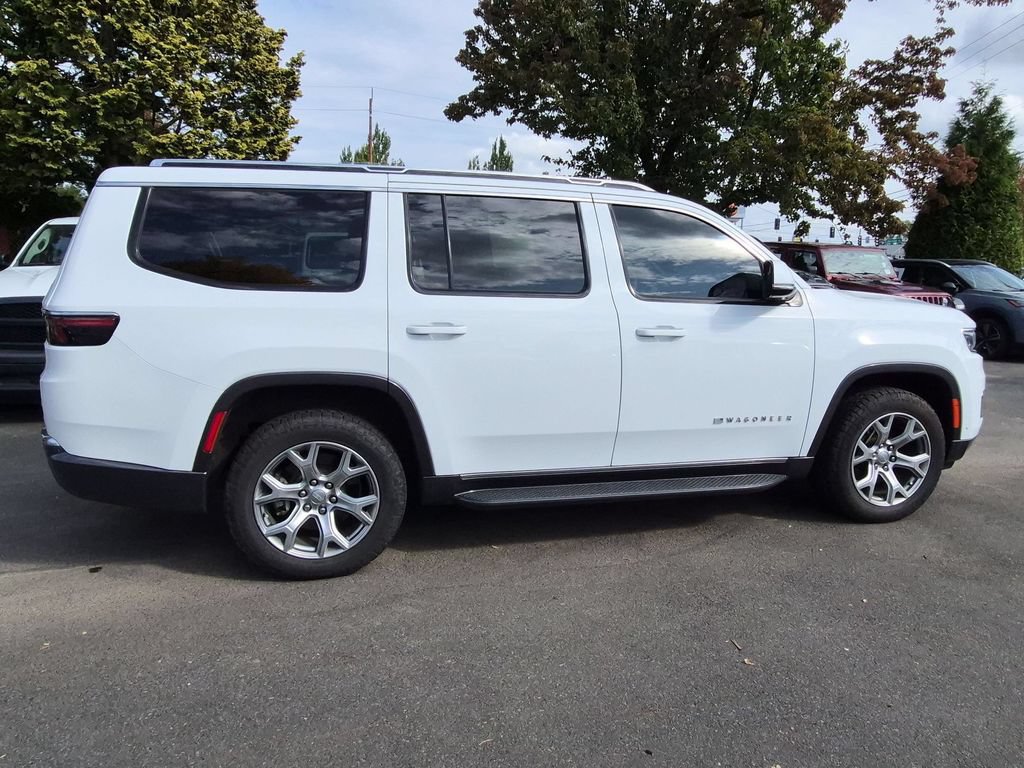 Used 2022 Jeep Wagoneer Series II AWD/4WD image 8