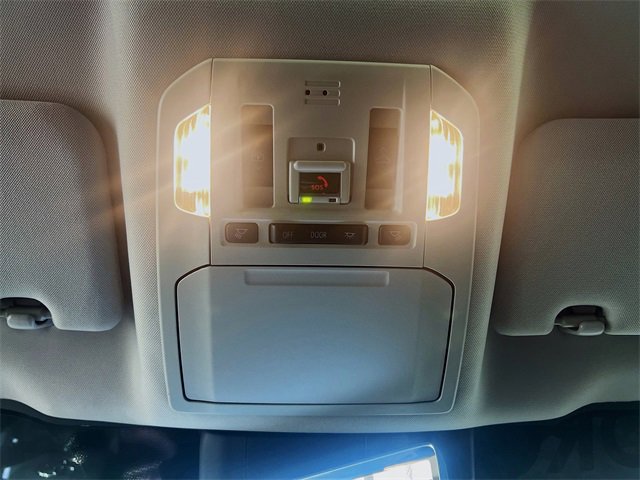 Used 2020 Toyota Highlander Limited Platinum image 19