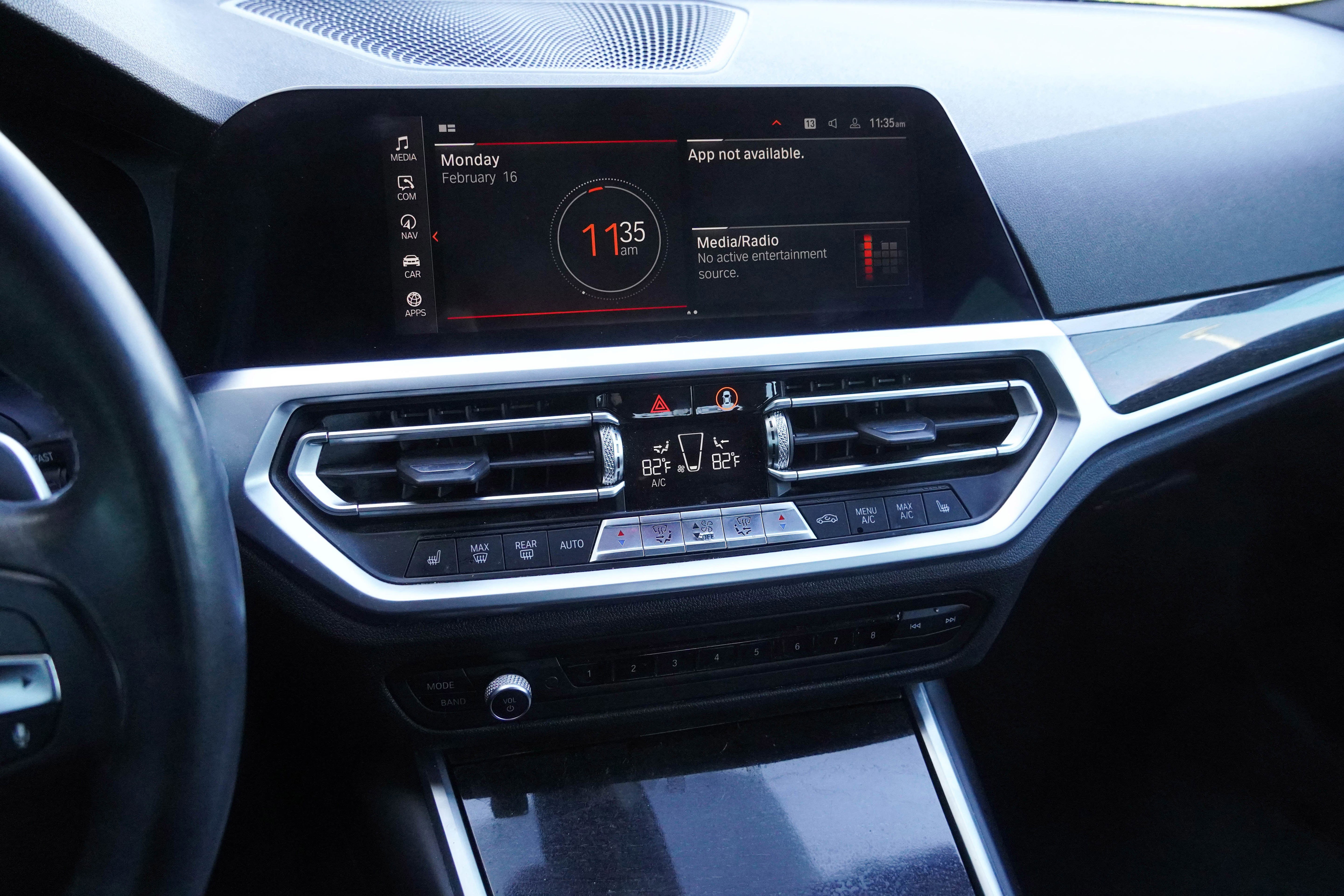 Used 2020 BMW 330i Sedan w/ Convenience Package image 23