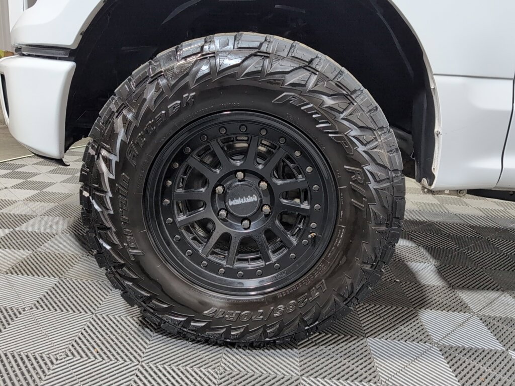 Used 2017 Ford F150 XLT AWD/4WD image 26
