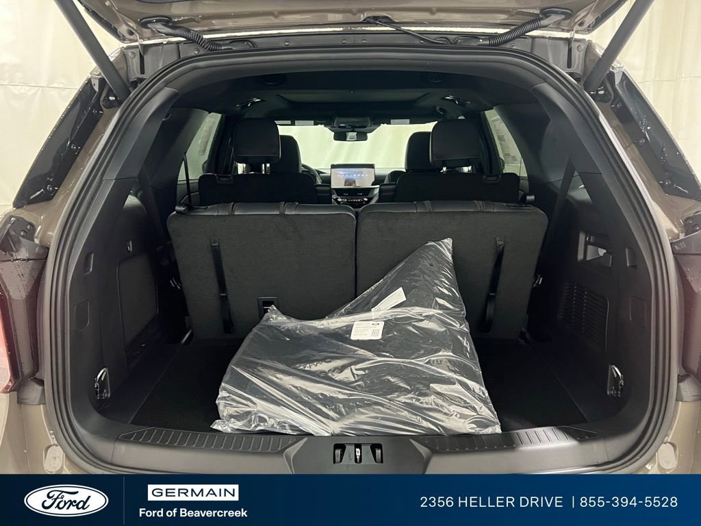 New 2026 Ford Explorer ST-Line w/ ST-Line Street Pack image 30