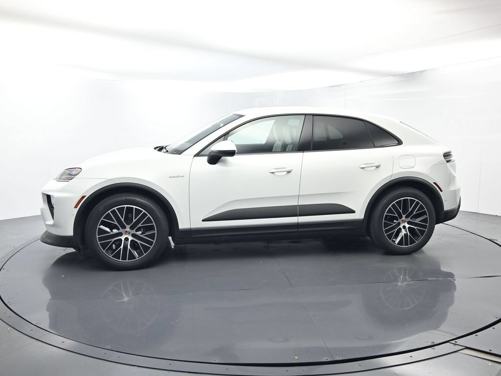 Certified 2025 Porsche Macan Electric RWD image 2