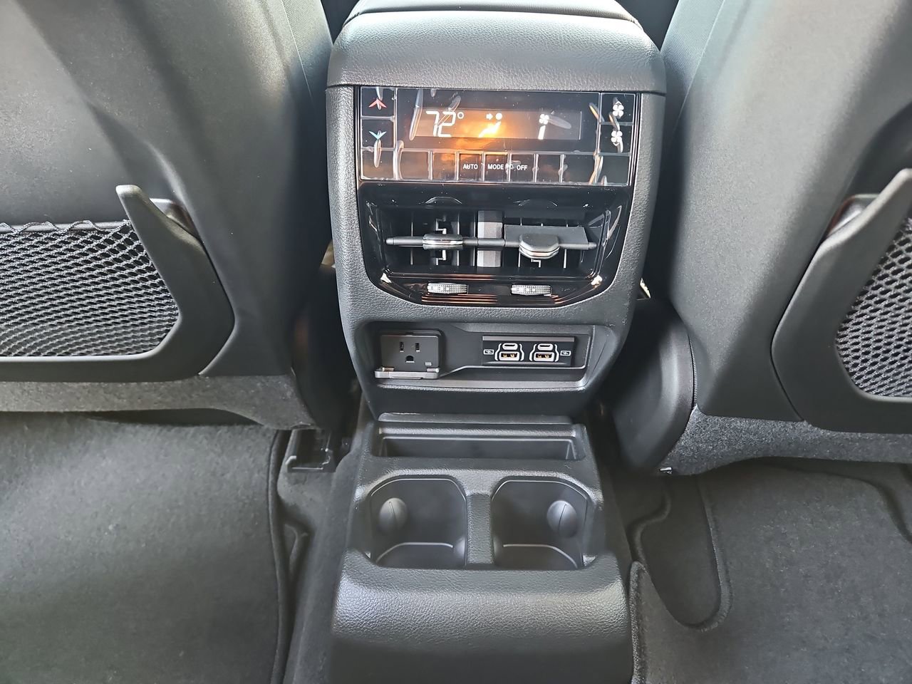 New 2025 Jeep Grand Cherokee L Altitude image 16