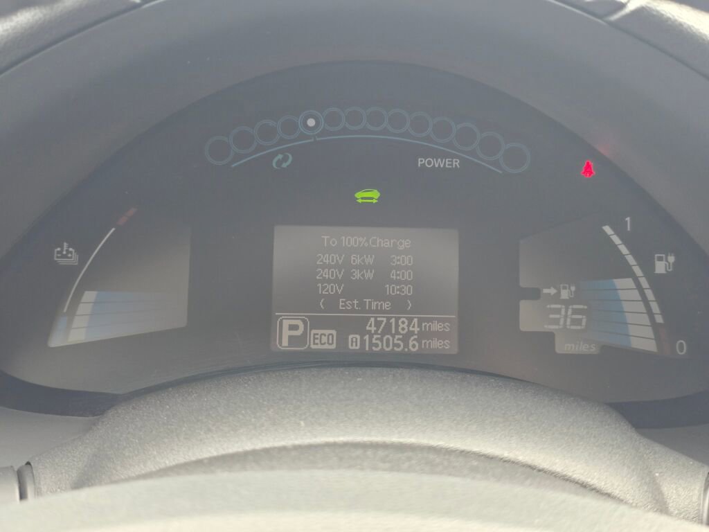 Used 2013 Nissan Leaf SL w/ Premium Pkg image 25