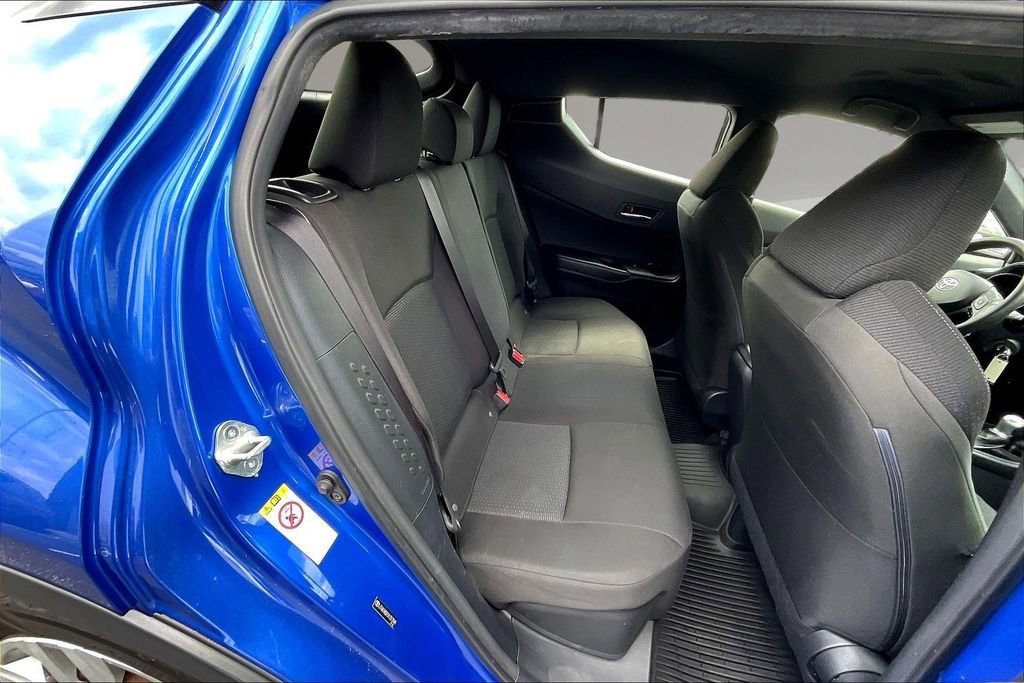 Used 2019 Toyota C-HR LE FWD image 24