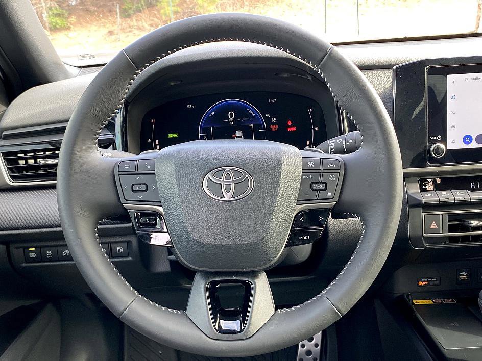 Certified 2025 Toyota Camry SE image 13