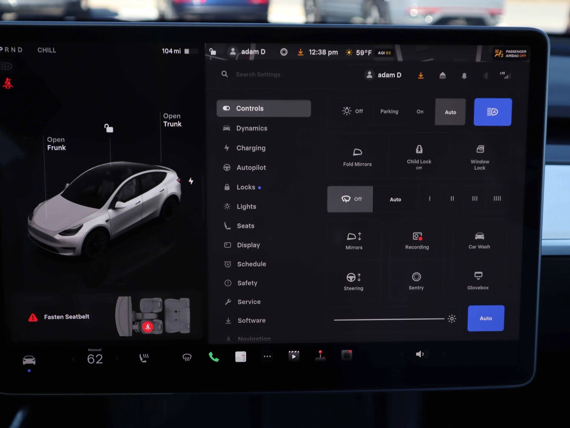 Used 2022 Tesla Model Y Long Range image 16